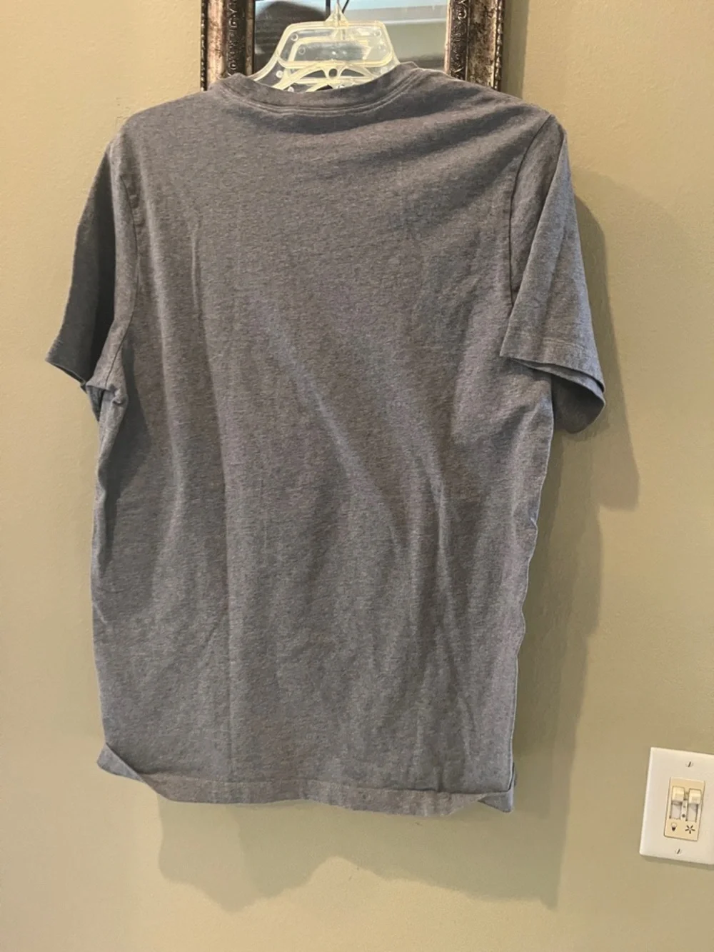 Men’s JORDAN Gray Short-Sleeve Crewneck T-Shirt with Jumpman Logo